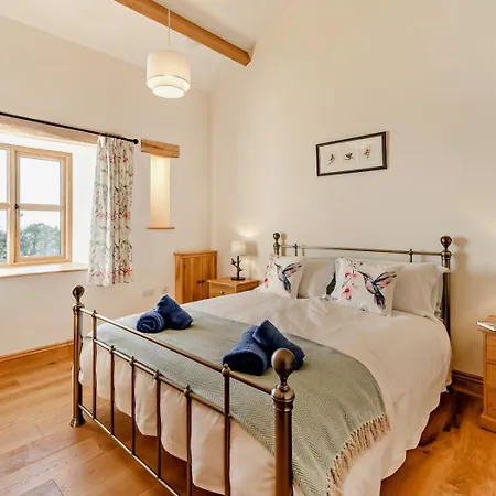 3 Bed In Oc-93090 * Ulverston