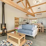 3 Bed In Ulverston Oc-93090 * 울버스톤